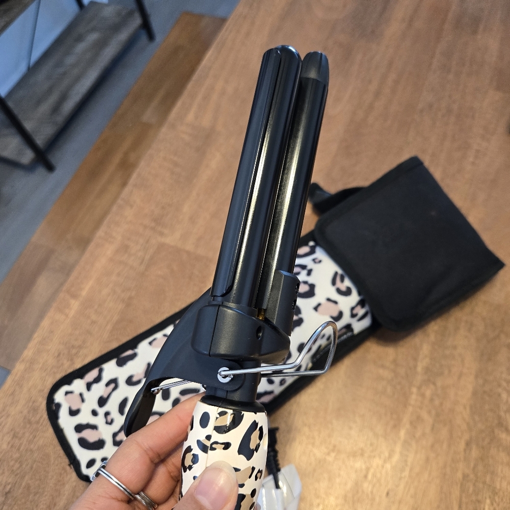 Catwalk Beachwaver 3B Waver With Storage Pouch - Picture 4 of 11